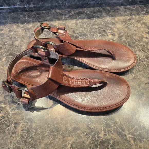 Frye Alessia Artisanal T Strap Sandal 5.5M Cognac Leather Boho Summer Festival - Picture 3 of 7